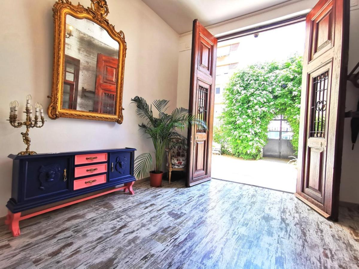 Portrait Boutique Guesthouse Valensiya Dış mekan fotoğraf
