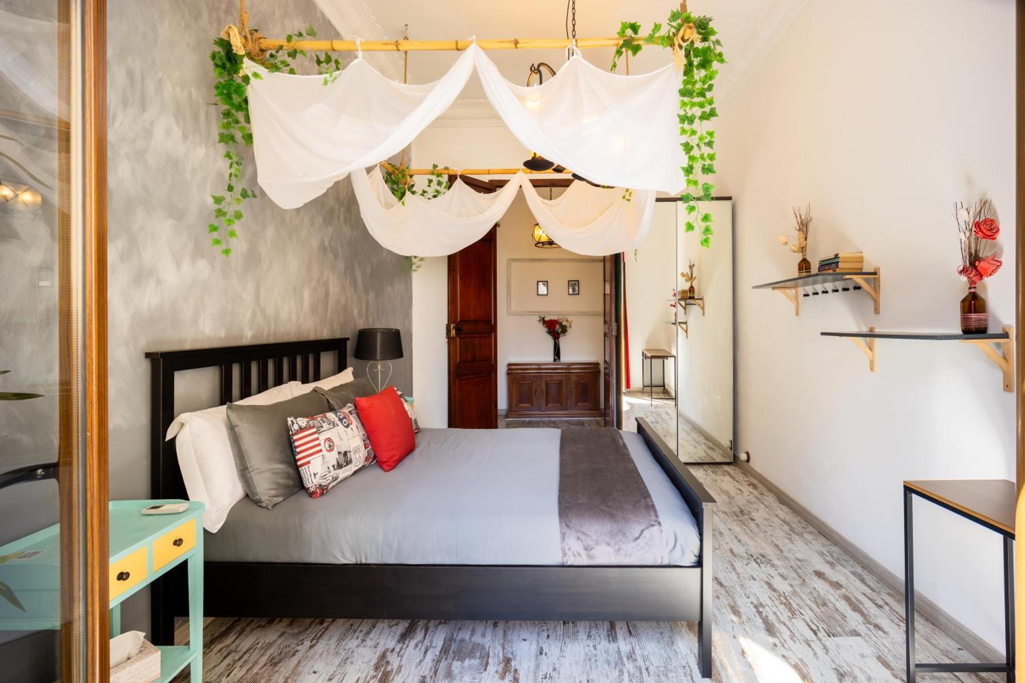 Portrait Boutique Guesthouse Valensiya Dış mekan fotoğraf